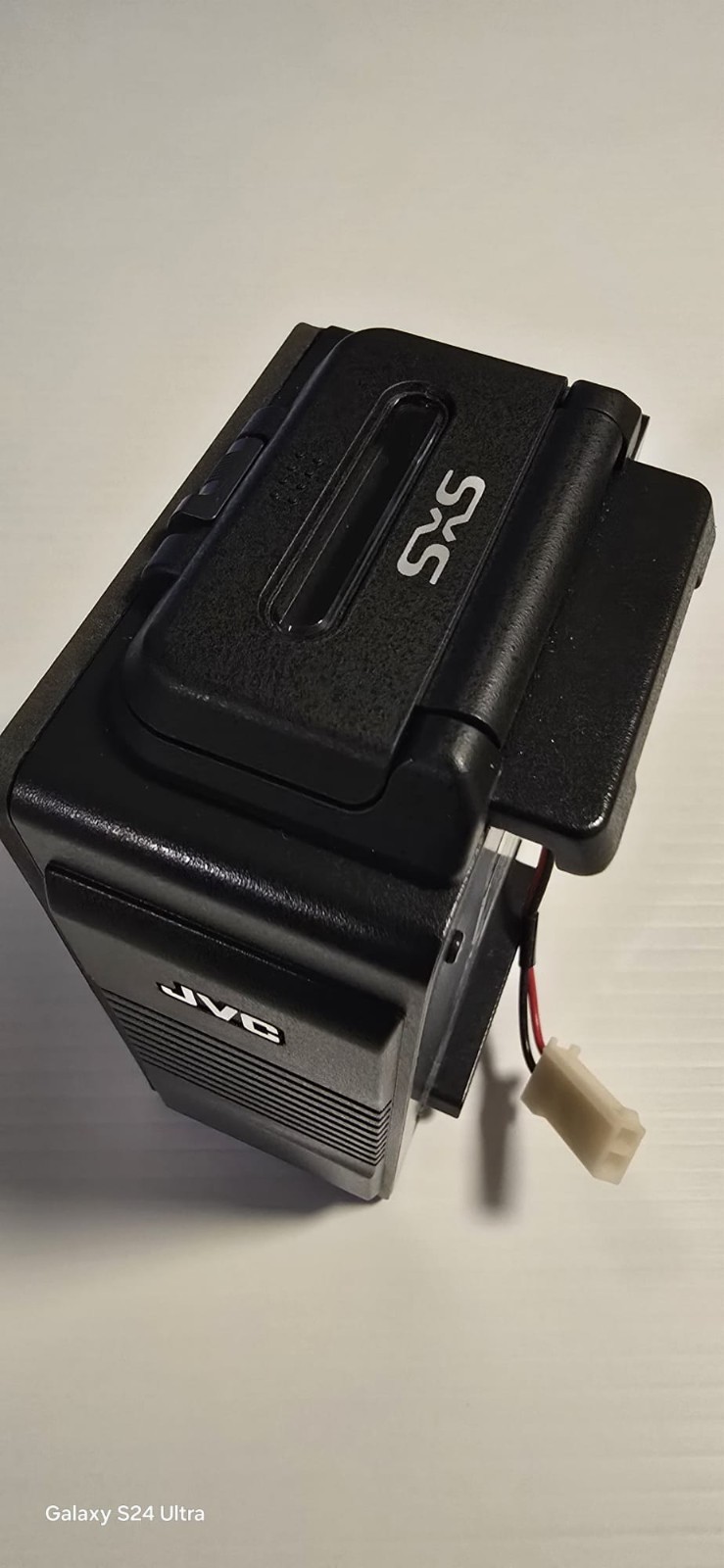 JVC KA-MR100G SxS Memory Recorder. Barely used. Working. SxS card, not included.