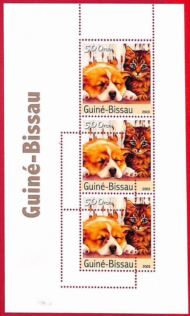 A5954 - GUINE-BISSAU - ERROR MISPERF Stamp Sheet - 2003 - Cats DOG