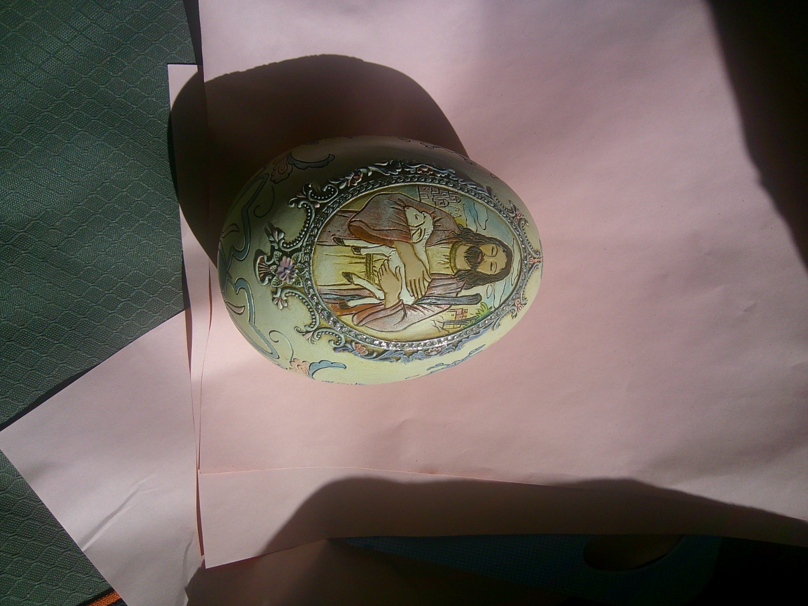 Vintage Ceramic Easter  Egg w/Jesus Holding Lamb - 5" Tall -2 Sided