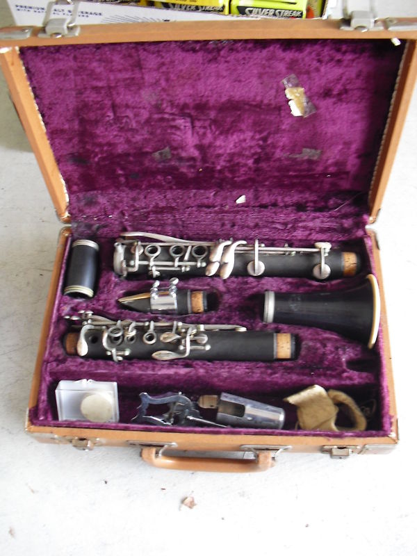 Antique Pan American Clarinet with Case LOOK