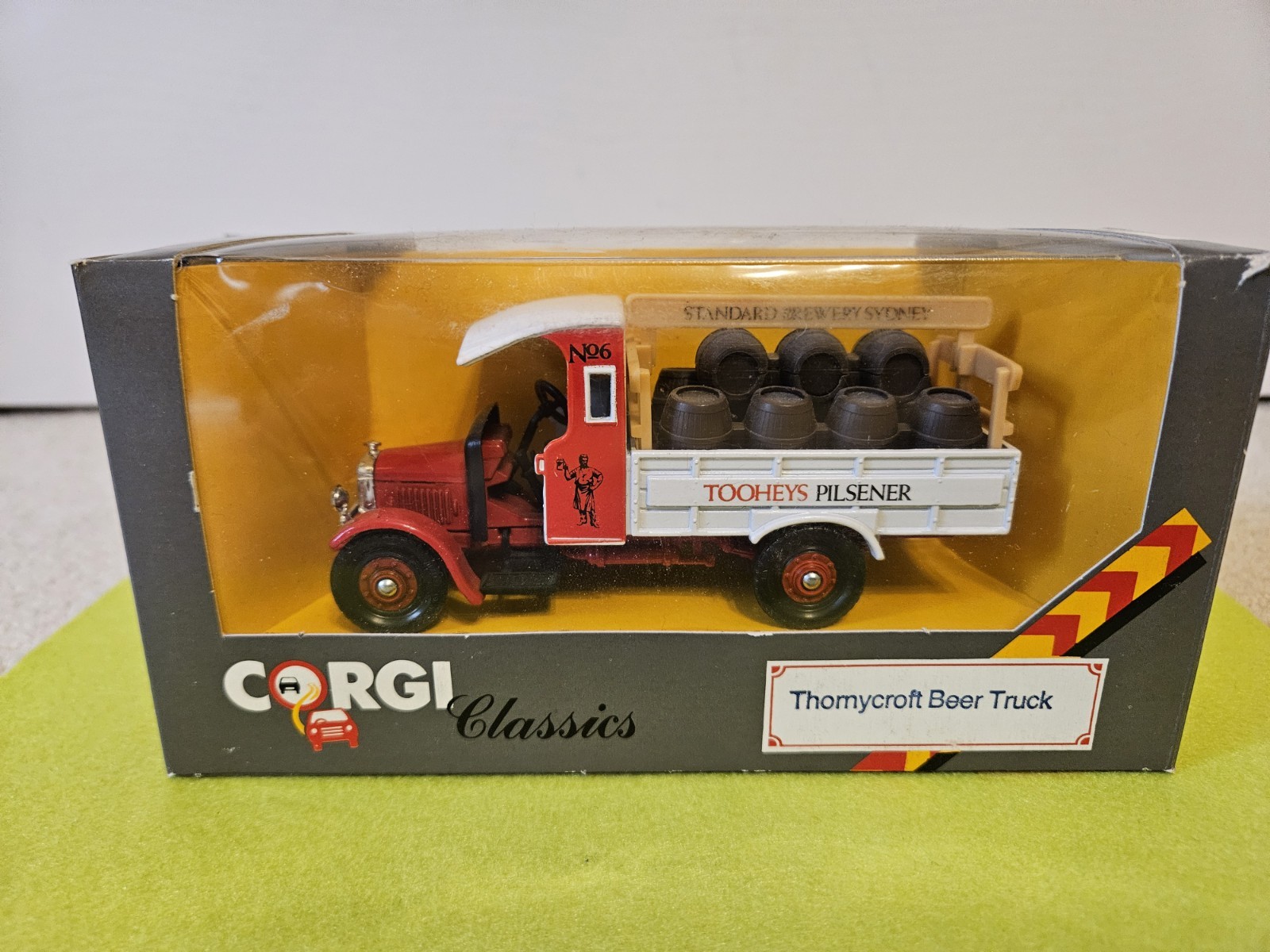 Corgi Classics Thornycroft Beer Truck C867 Die-Cast Model (1986) ORIGINAL OWNER