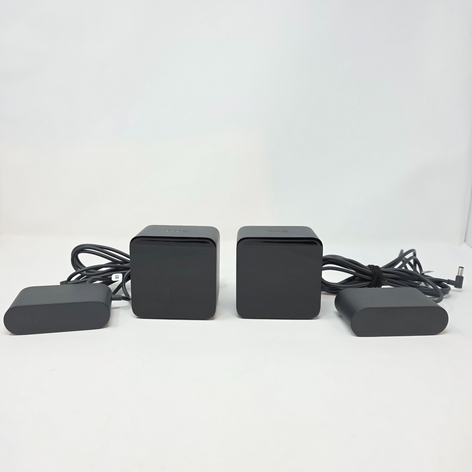 HTC Vive VR Base Station 1.0 Lighthouse & Power Adaptor & Mount (Pair)