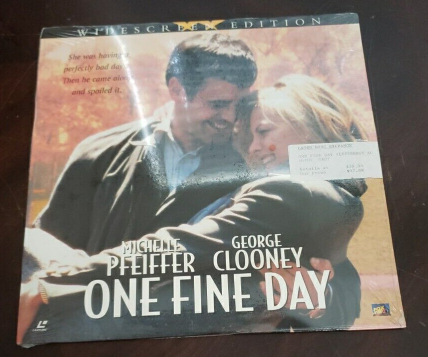 Sealed ONE FINE DAY Laserdisc George Clooney  Pfeiffer Peet Drama Comedy U1