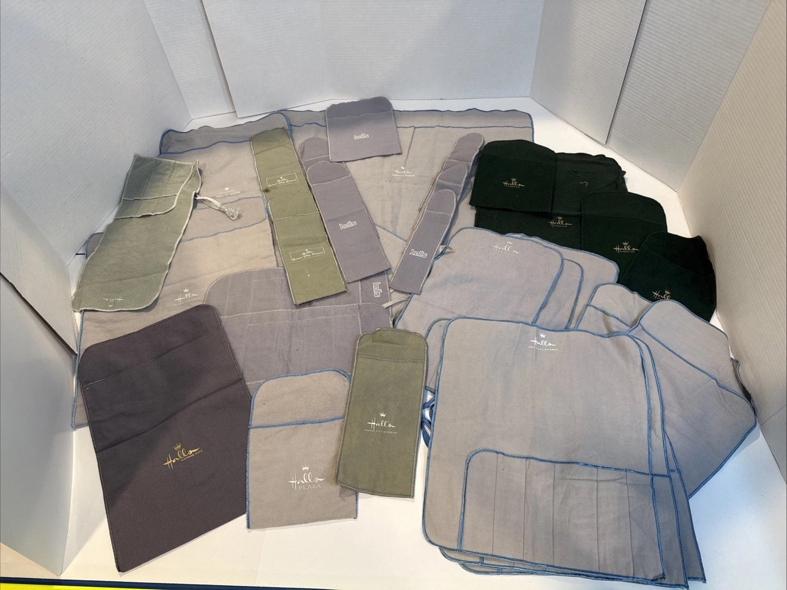 30 Hall's Silver Felts Cloth Anti Tarnish Polishing Storage Bags Assorted Sizes