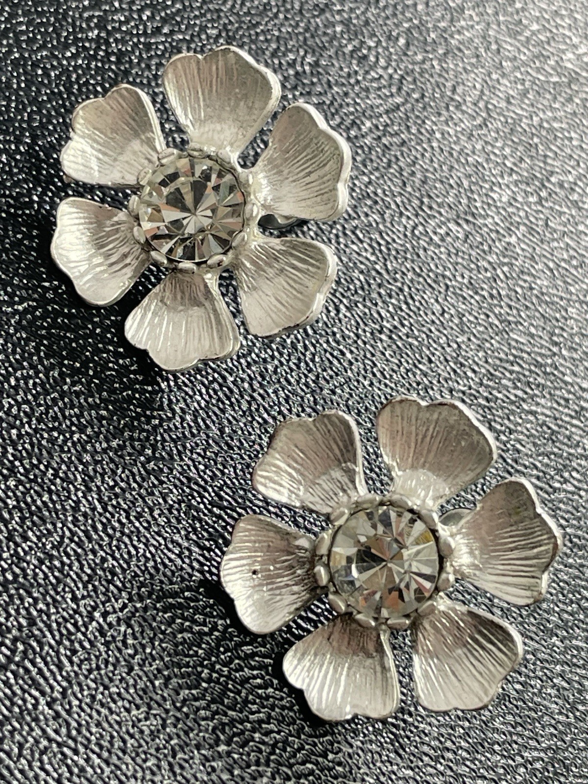Vintage Crystal Rhinestone Silver Tone Metal Flower Earrings