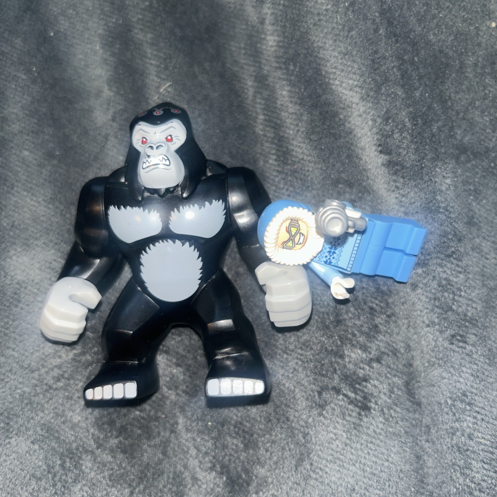 LEGO Gorilla Grodd Captain Cold Minifigures DC Super Heroes lot of 2