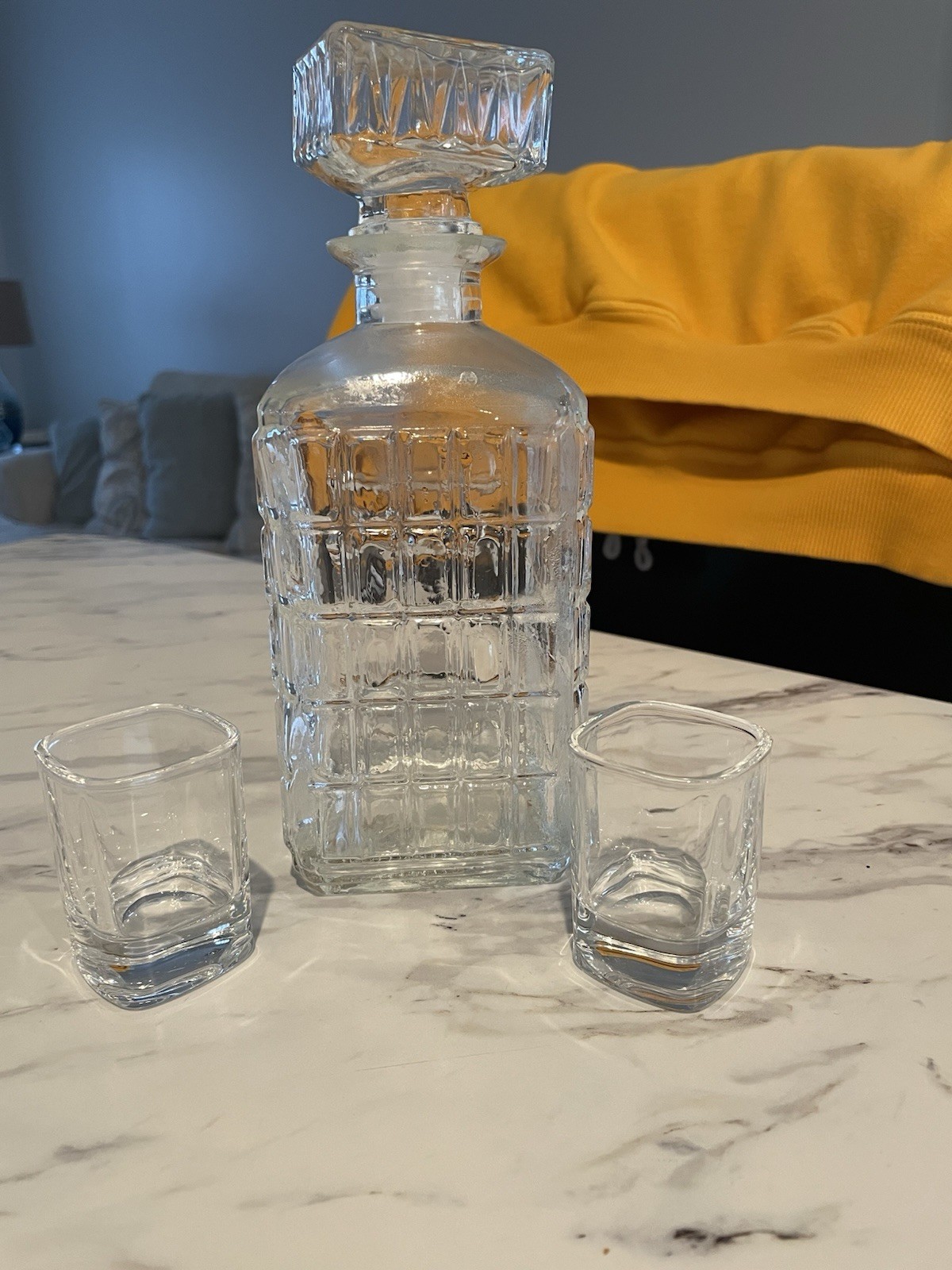 Clear Cut Glass Decanter Set Square Geometric Pattern with Stopper & 2 Glasses