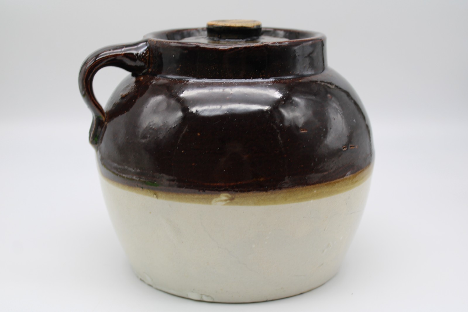 Vintage Stoneware Bean Pot Crock with Lid 2-tone Brown Beige Single Handle "2"