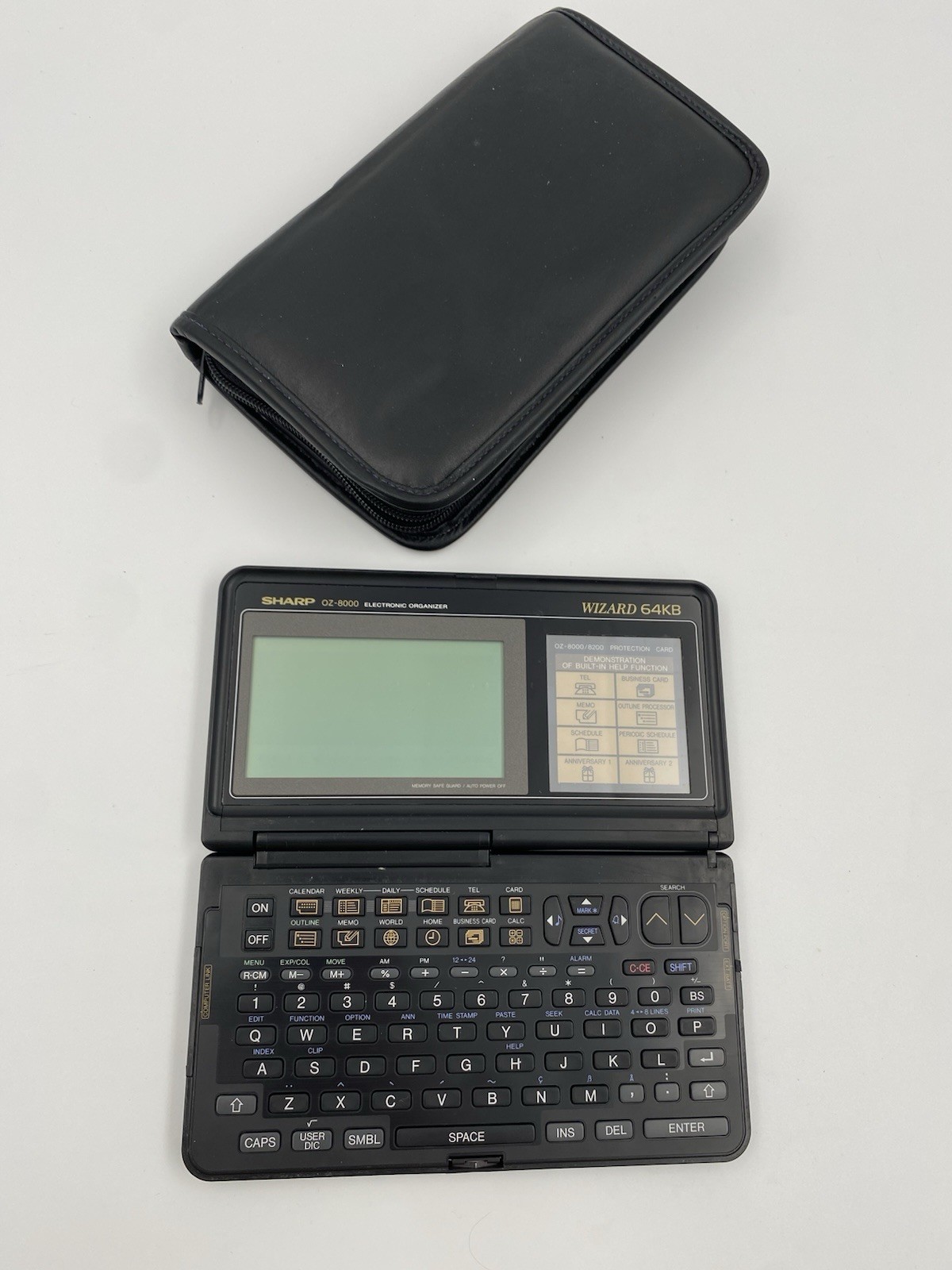 Vintage Sharp Wizard OZ-8000 64KB Electronic Organizer w/ Case