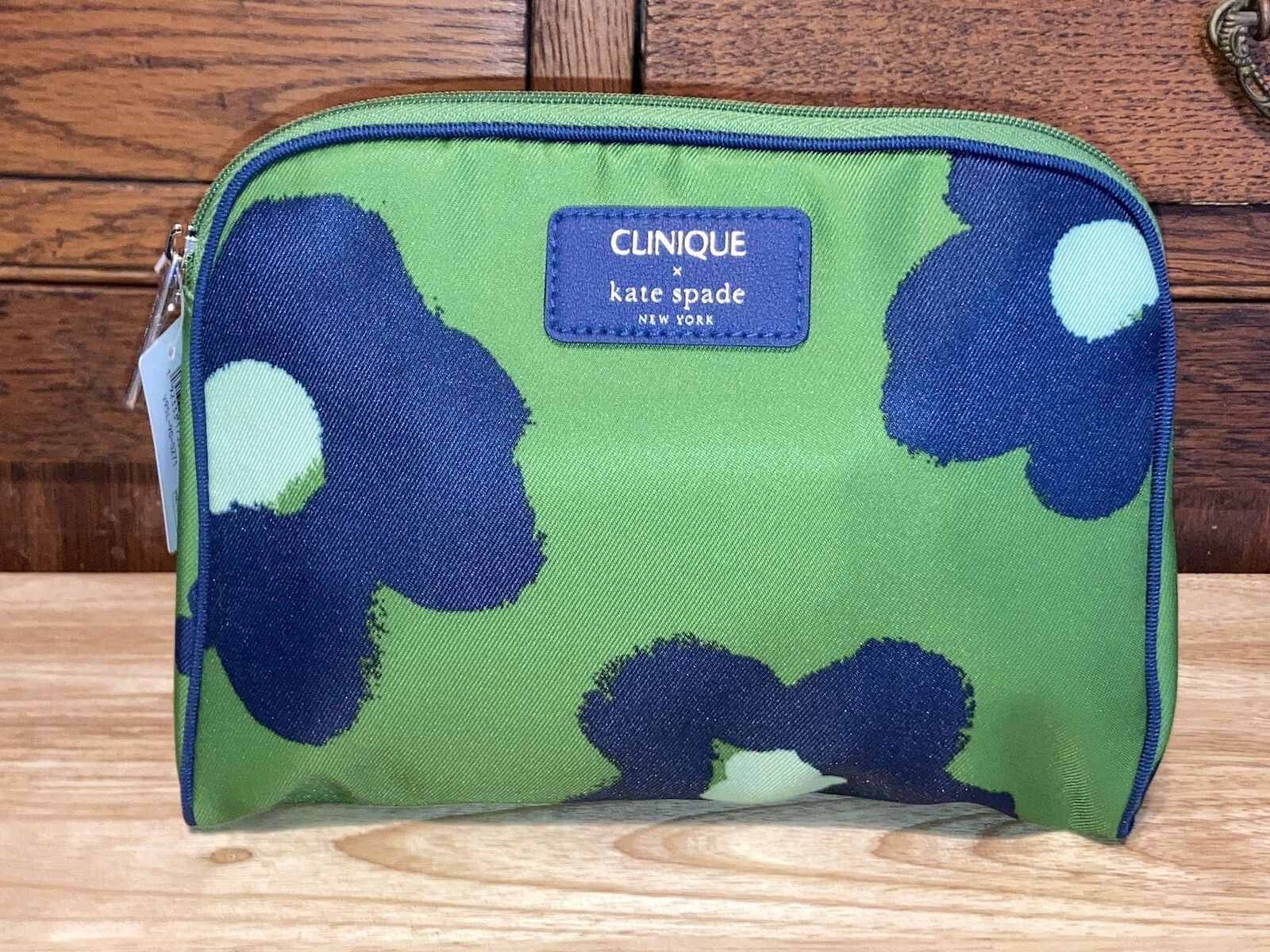 NEW KATE SPADE Clinique Tag Makeup Bag Zip Pouch Green Blue CLEAN New 8.5"x 6"