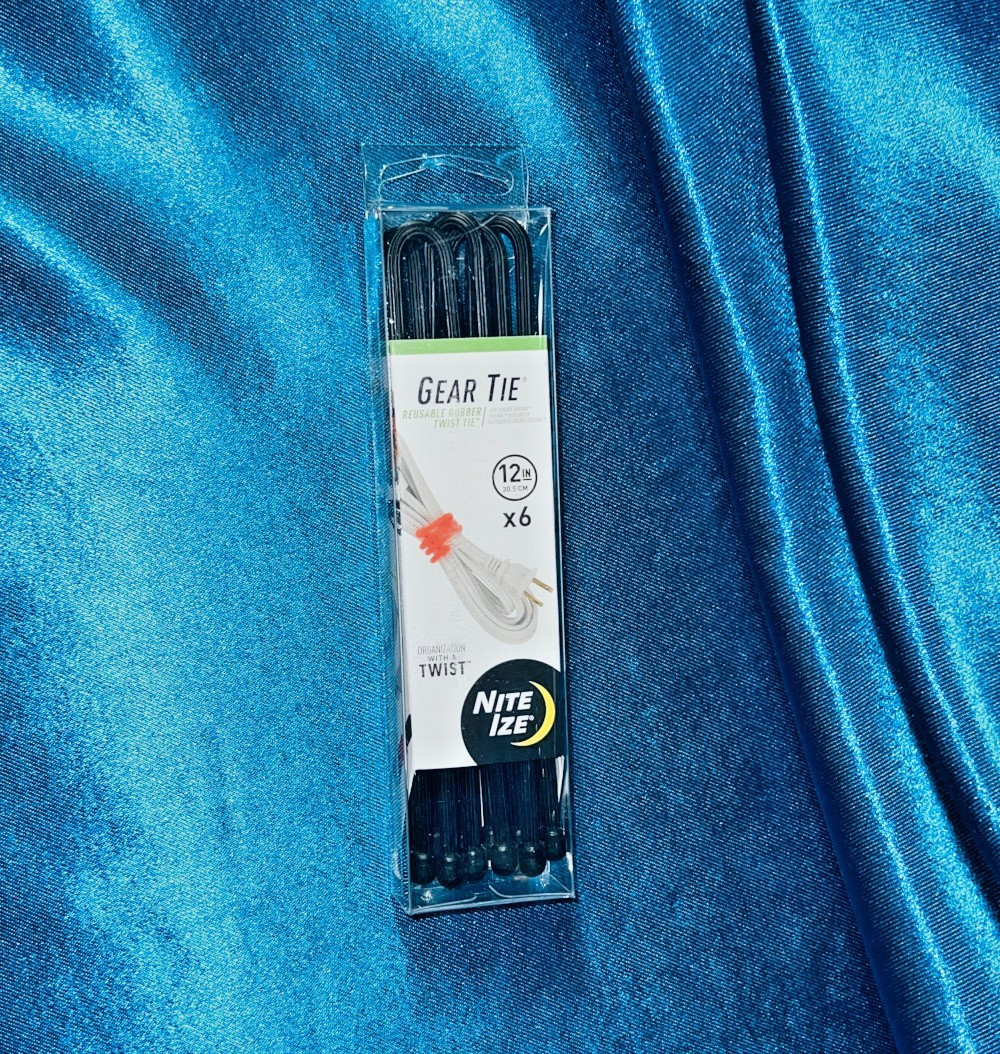 Nite Ize Gear Tie Reusable Rubber Twist Tie - 6-Pack - Black - GTPP12-01-6R8