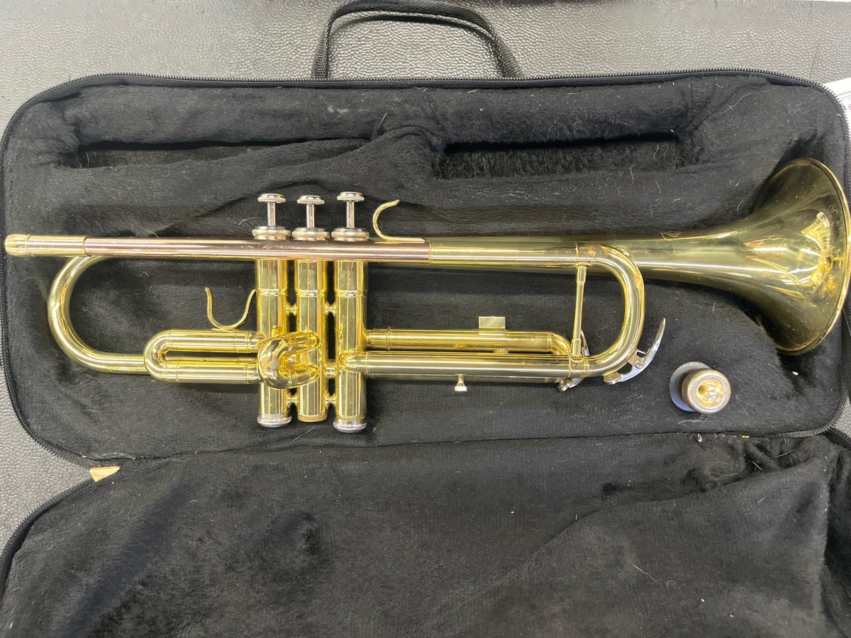Etude TR200 Trumpet Brass Instrument WITH PROTECTIVE CASE (PD3048060)