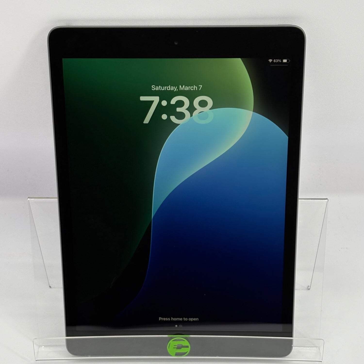 WiFi Only Apple iPad 7th Gen 128GB 18.7.5 Space Gray MW772LL/A