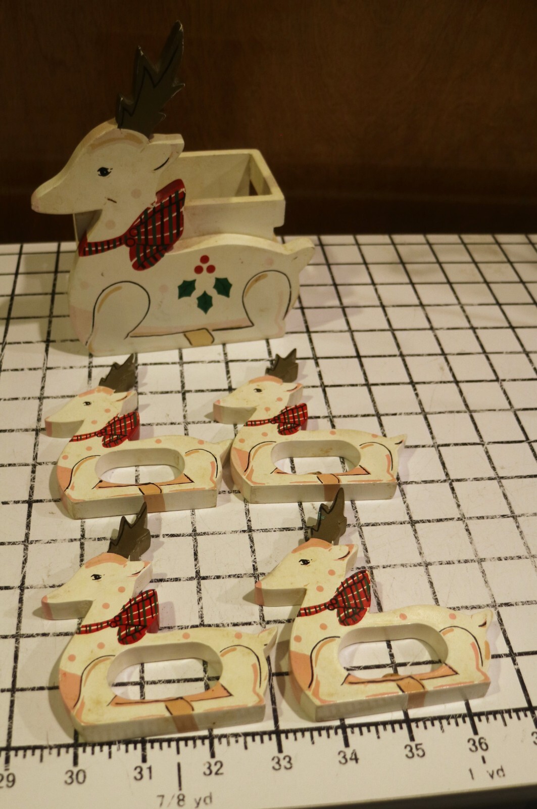 VTG Shafford Reindeer Napkin Rings - Set of 4 + holder - Wood
