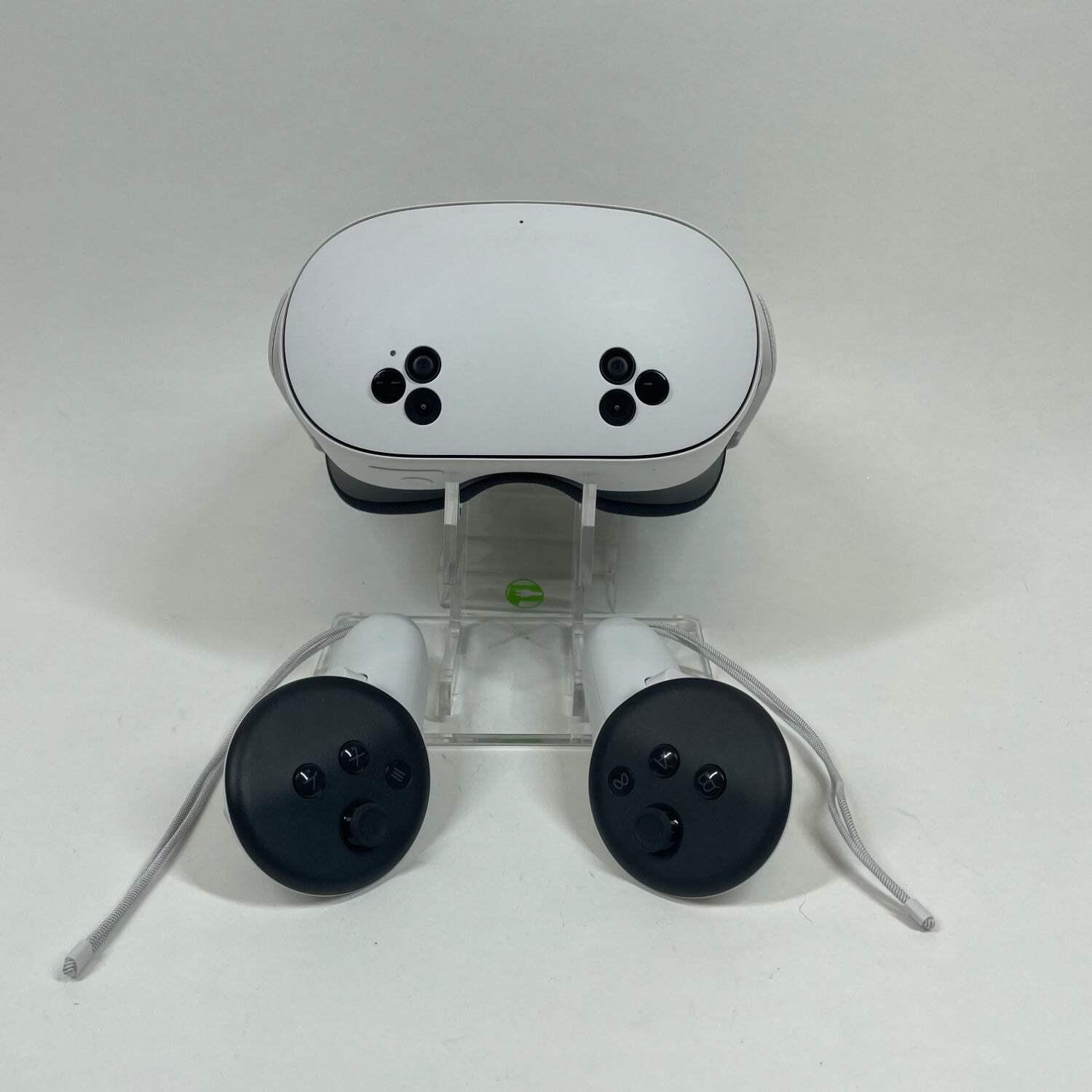 Meta Quest 3S 128GB Standalone All-in-One VR Headset P97