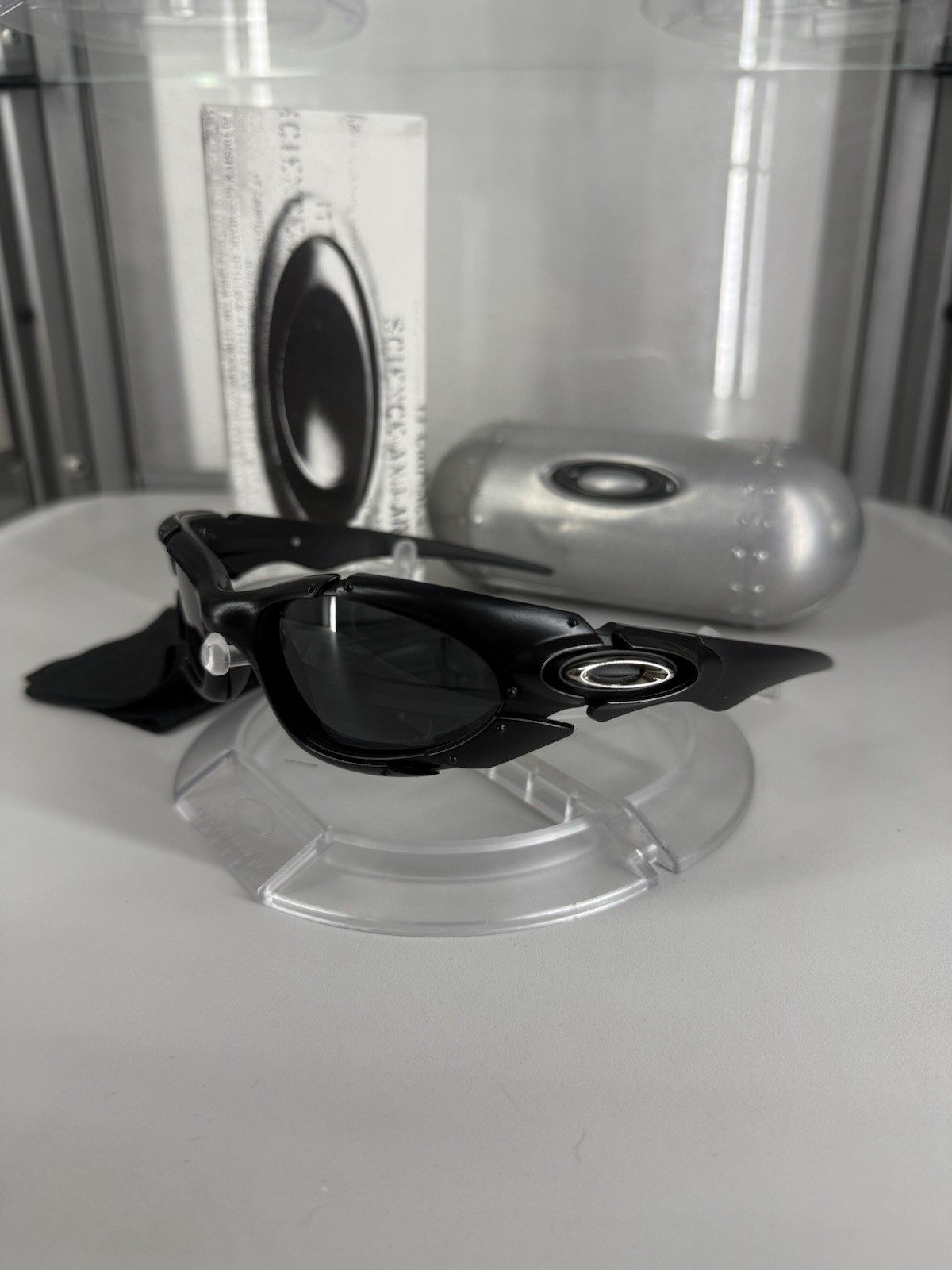 Vintage Oakley Plate Sunglasses Matte Black Metal Frame Polarized Lens Fast Ship