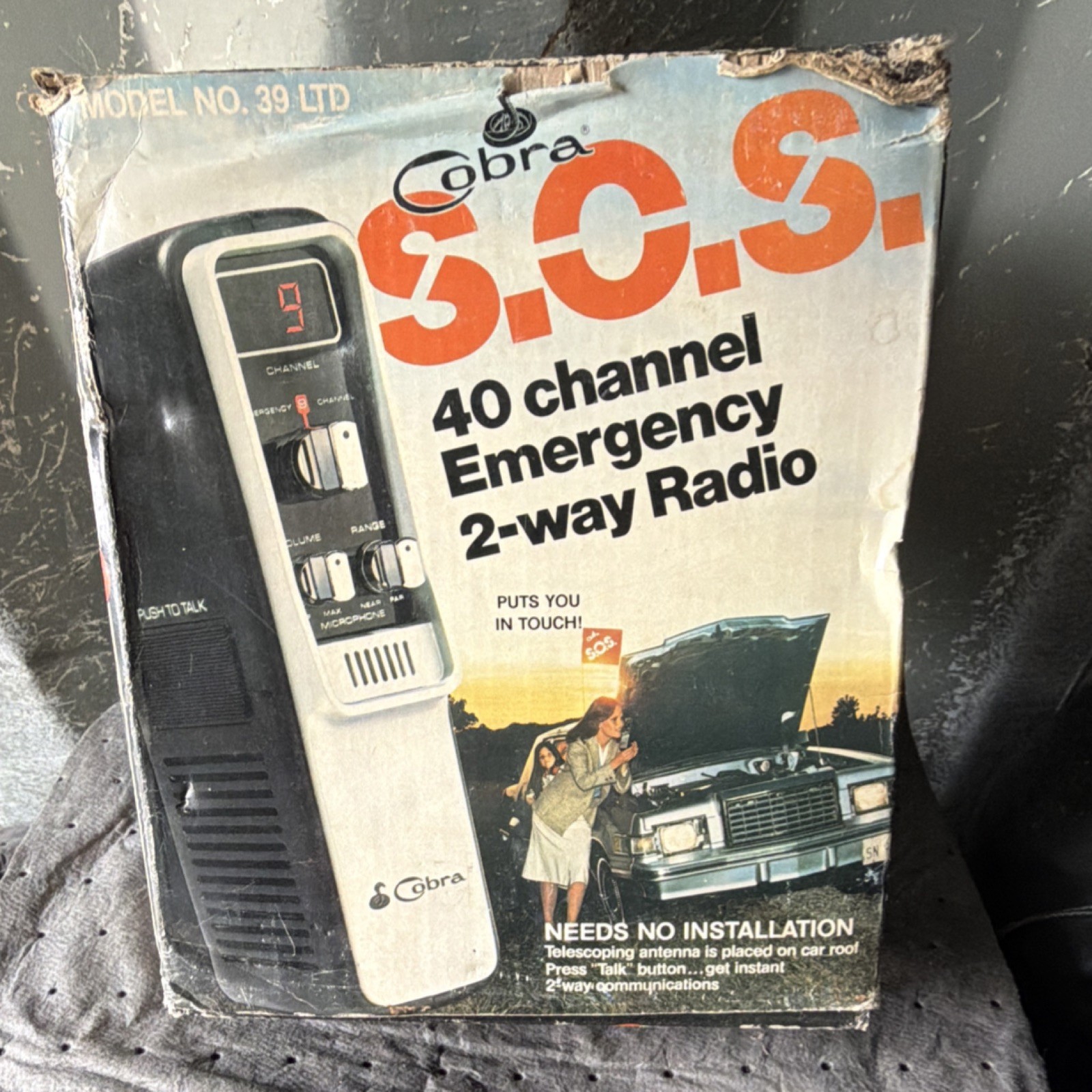 Cobra 39 LTD Emergency 2-Way Radio 40 Channel LED Display Magnetic Mount Antenna