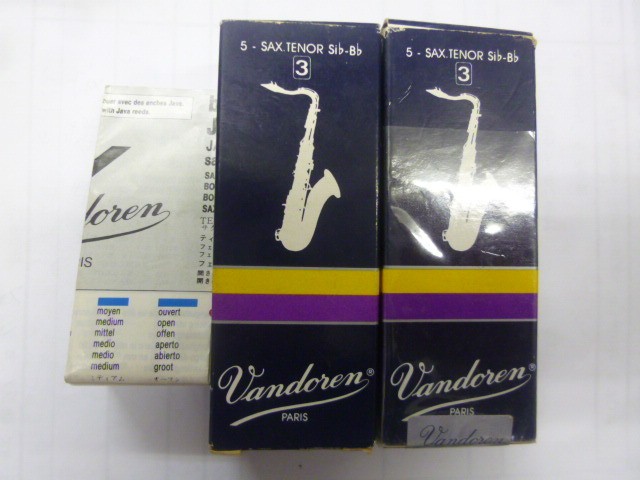 Vandoren Tenor Saxophone Reed 3 5 pieces Old box x 2 boxes Opened item