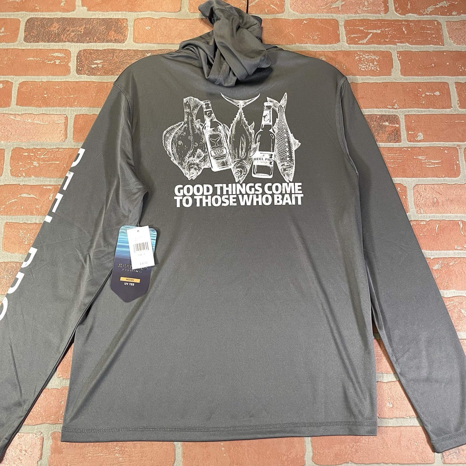 Reel Pro Fishing UV Tee Hooded Graphic Gray Iron UPF 50 Stretch Mens Small NWT