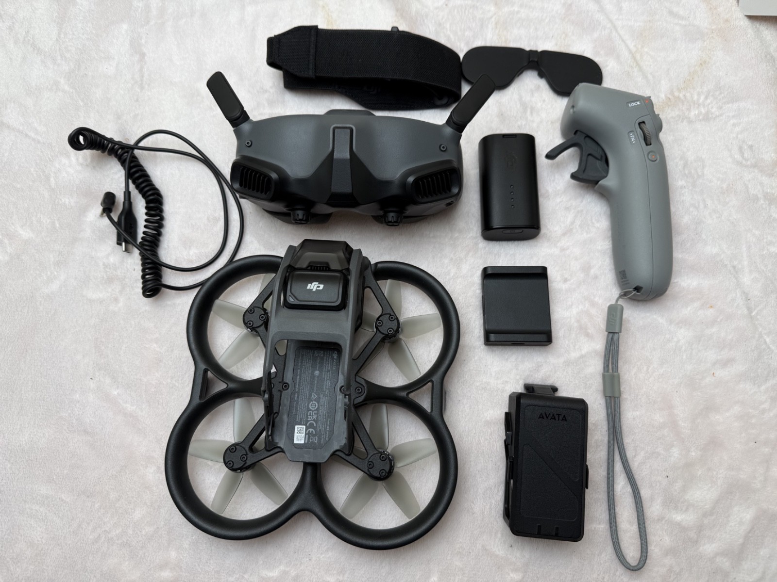 DJI Avata ORIGINAL Pro-View Combo Goggles 2 + RC Motion 2 - READ ME UNBOUND