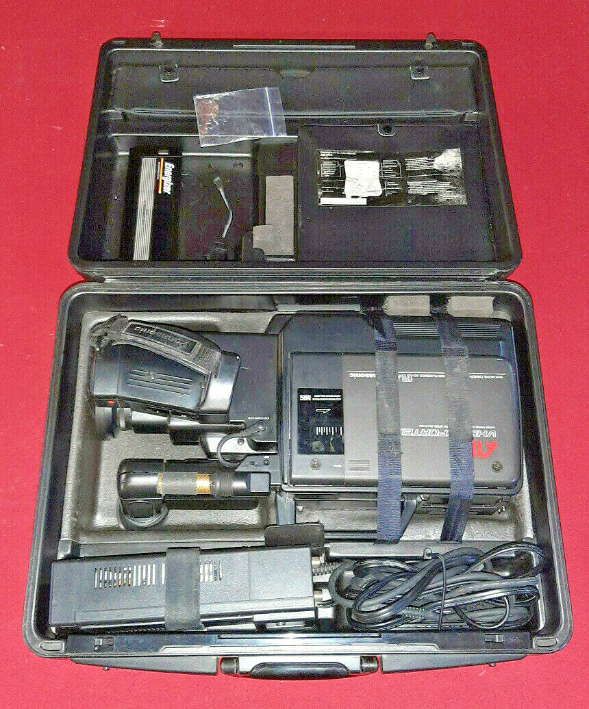 Panasonic AG-170 AF Piezo VHS Reporter Movie Camera W/ Case & Accessories