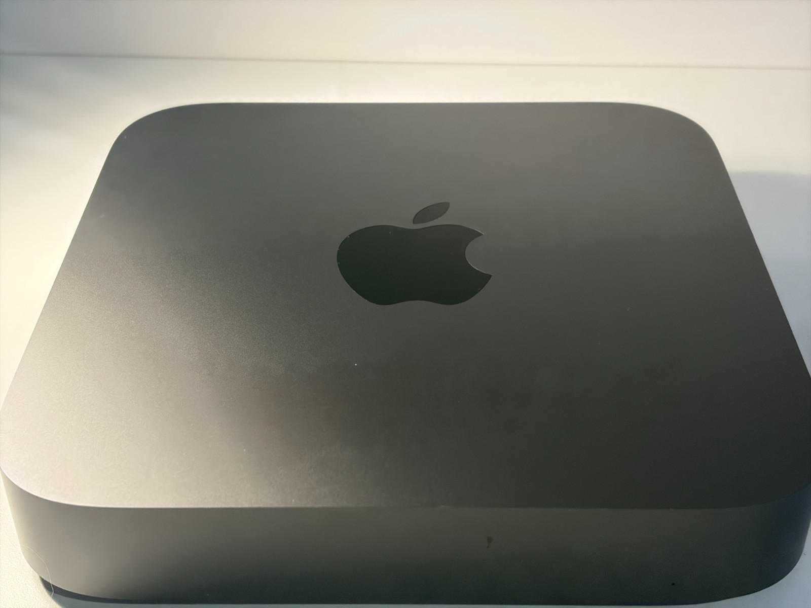Apple Mac Mini 2018 A1993 Core I5 3.0GHz 8GB Ram 500 GB SSD