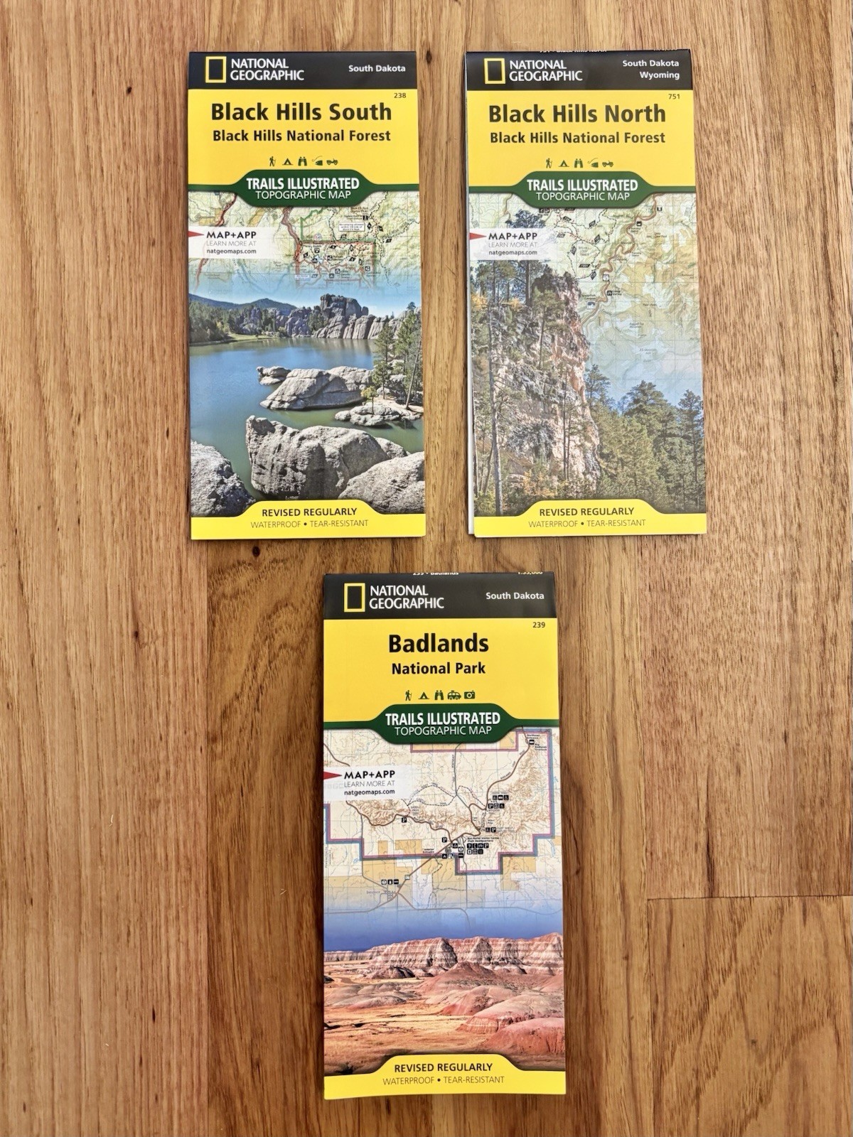National Geographic South Dakota Badlands Black Hills Trails Map