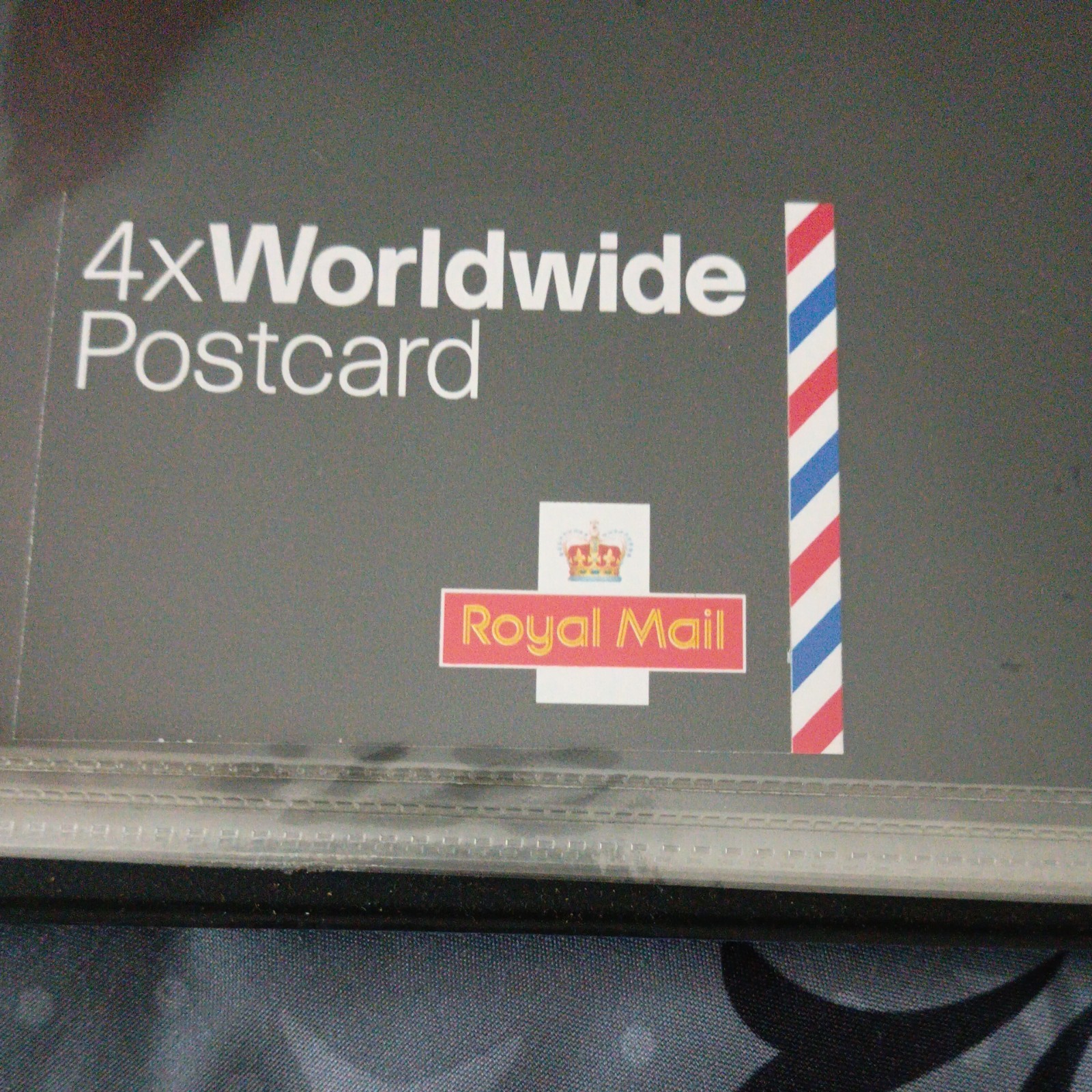 GB QEII 2004 4 x WORLDWIDE POSTCARD NVI STAMP BOOKLET MJA1 VAR BRIGHT FLUOR