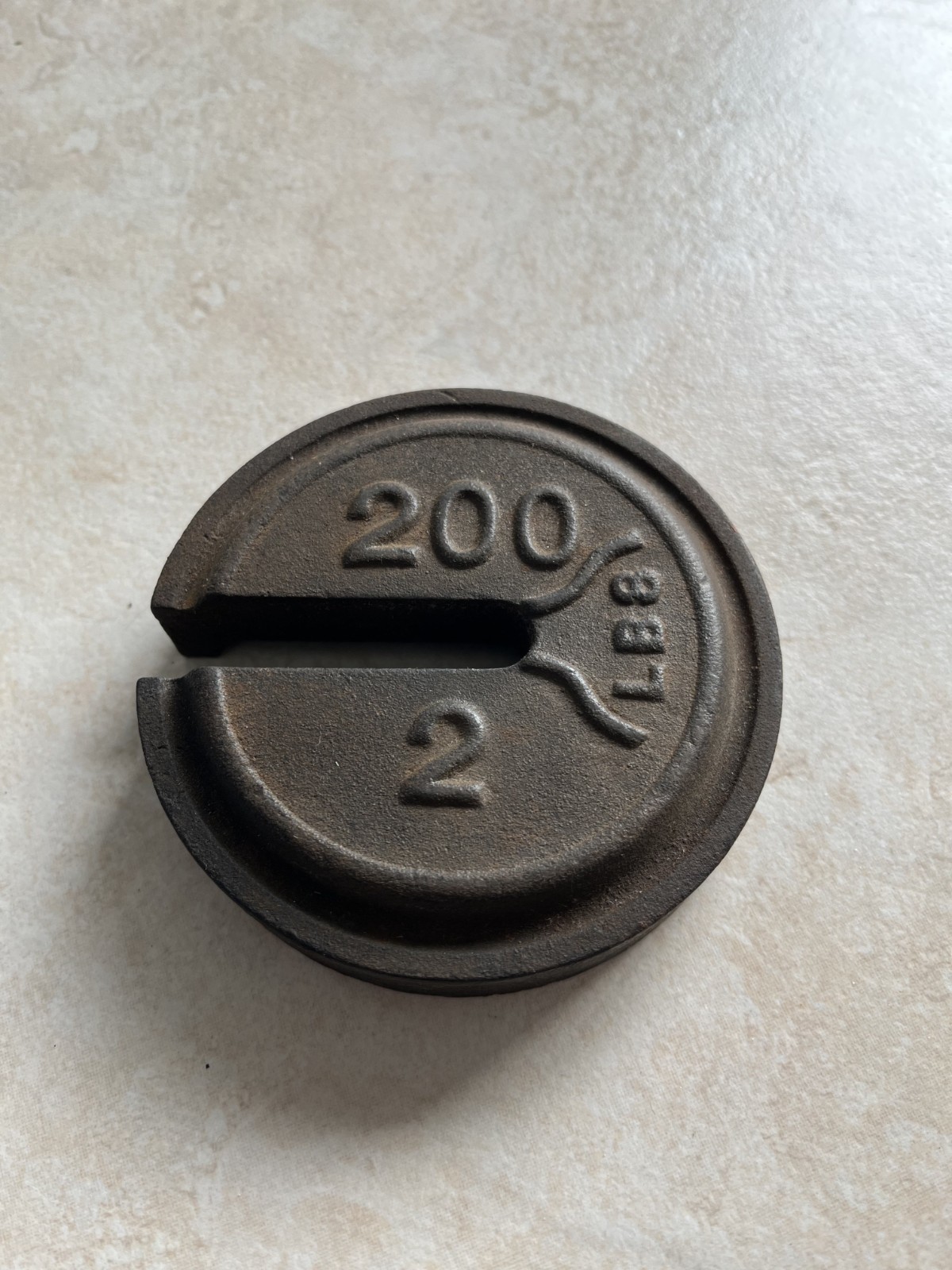 Antique platform scale 2 pouund exact weight 200 887 PA 1