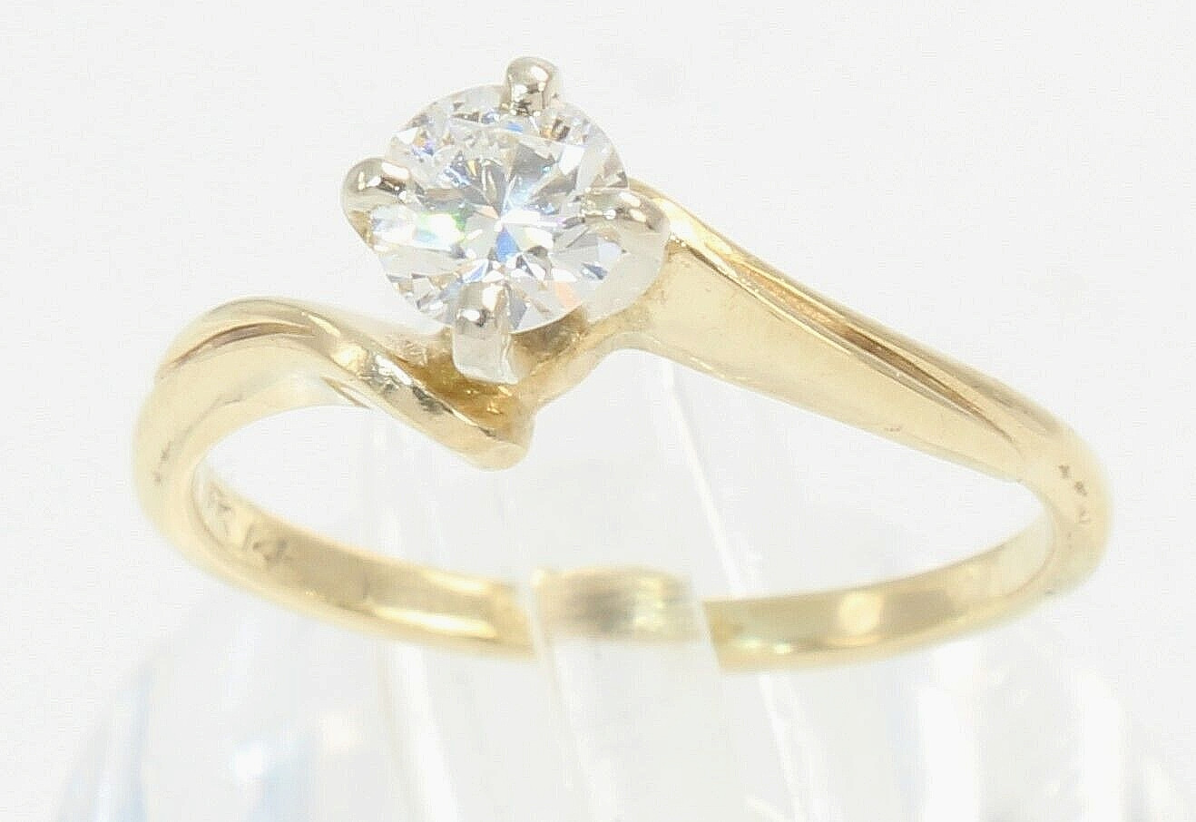 Solid 14k Gold SI2/H Diamond .40ct. Solitaire Wedding Engagement Ring Size 5