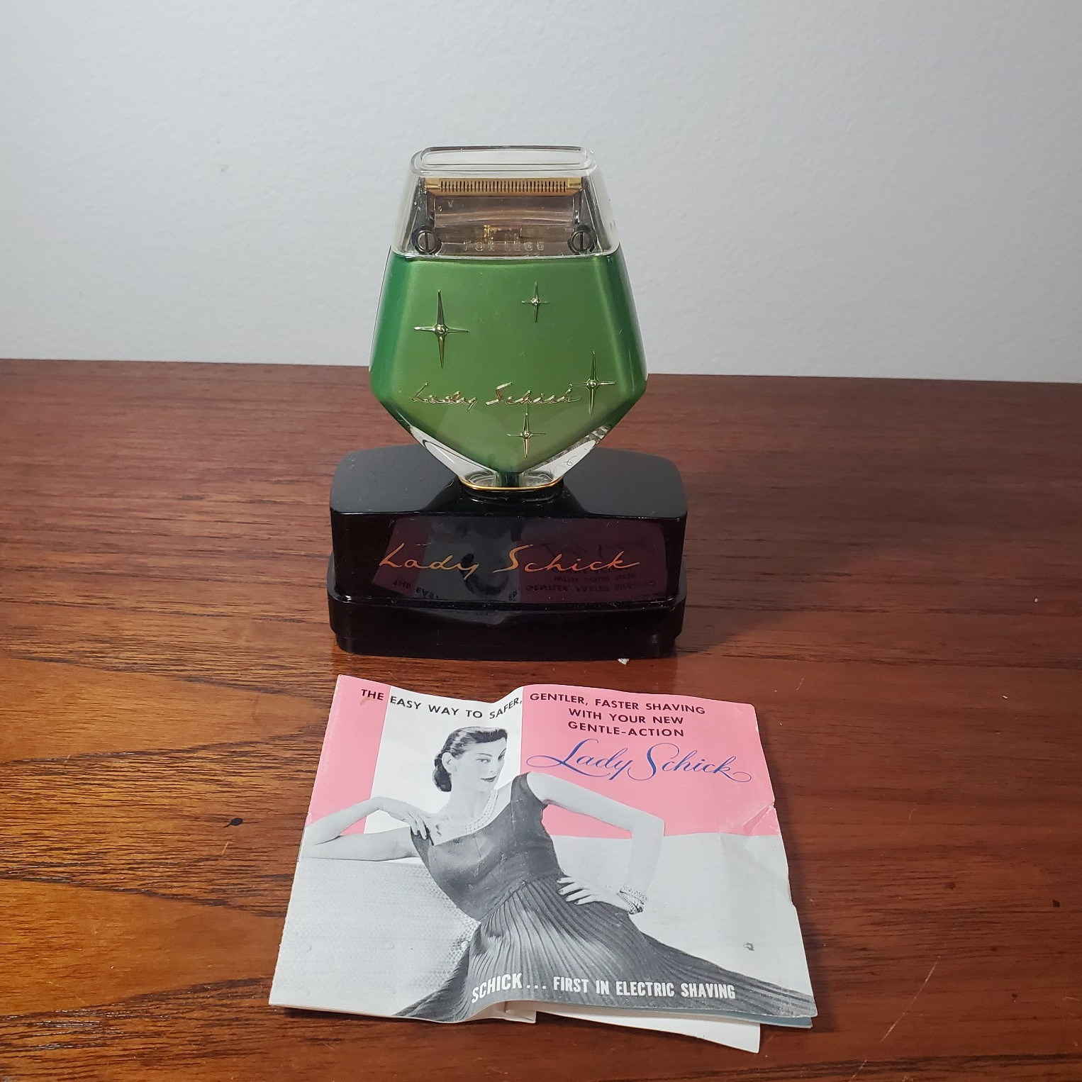 Vintage Lady Schick Electric Razor Shaver MCM Starburst Green/Not Tested