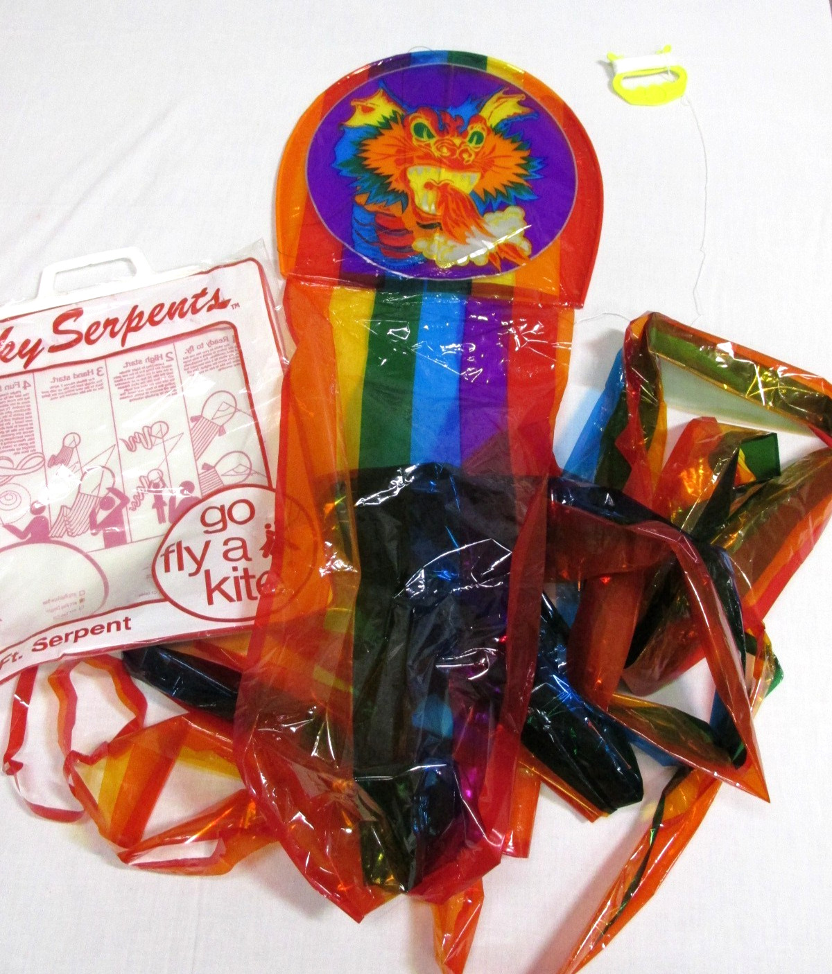 Vintage 25' Sky Serpents Go Fly A Kite 90s Rainbow
