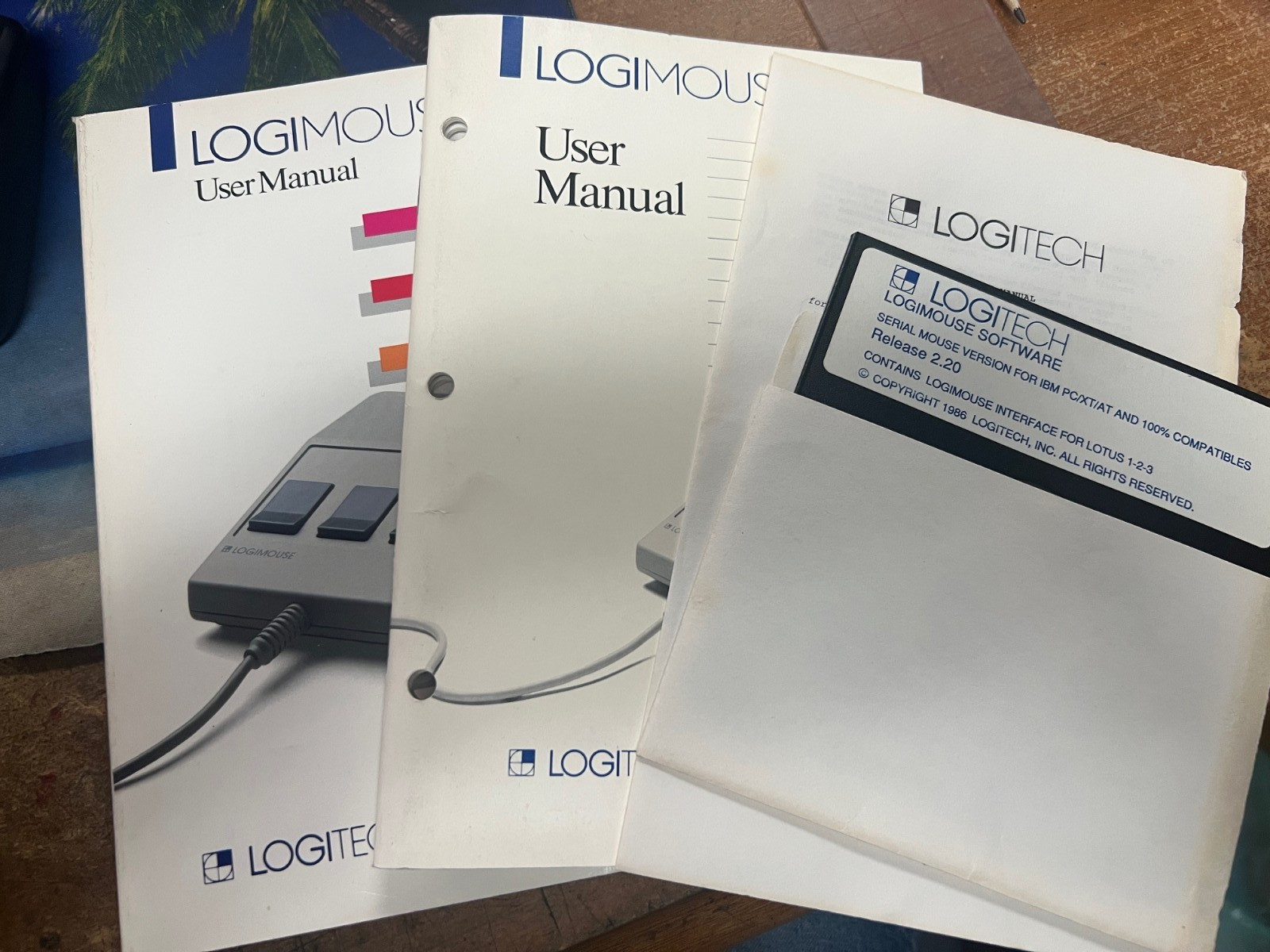 LogiMouse C7 Logitech User's Manual 1986 