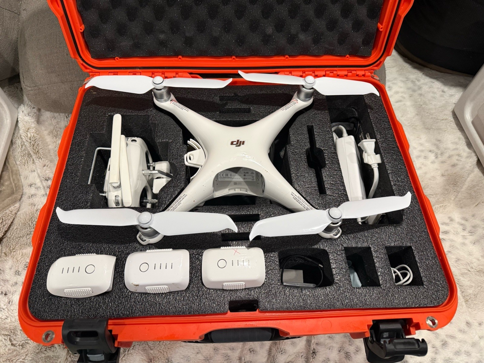dji phantom 4 pro v2.0 drone