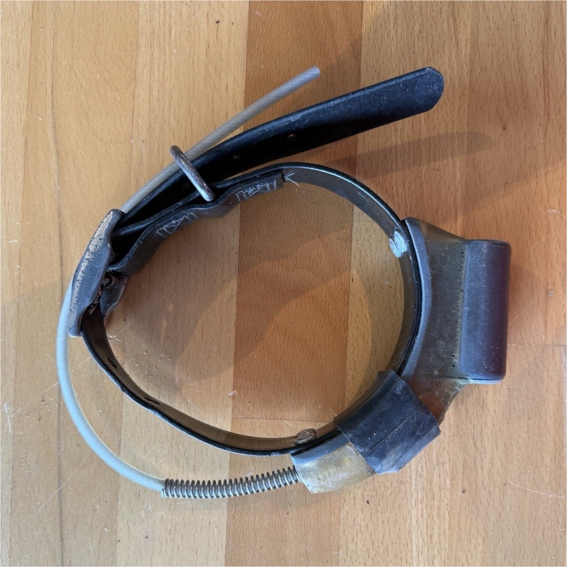 Johnson Telemetry tracking collar for hunting, 217.512