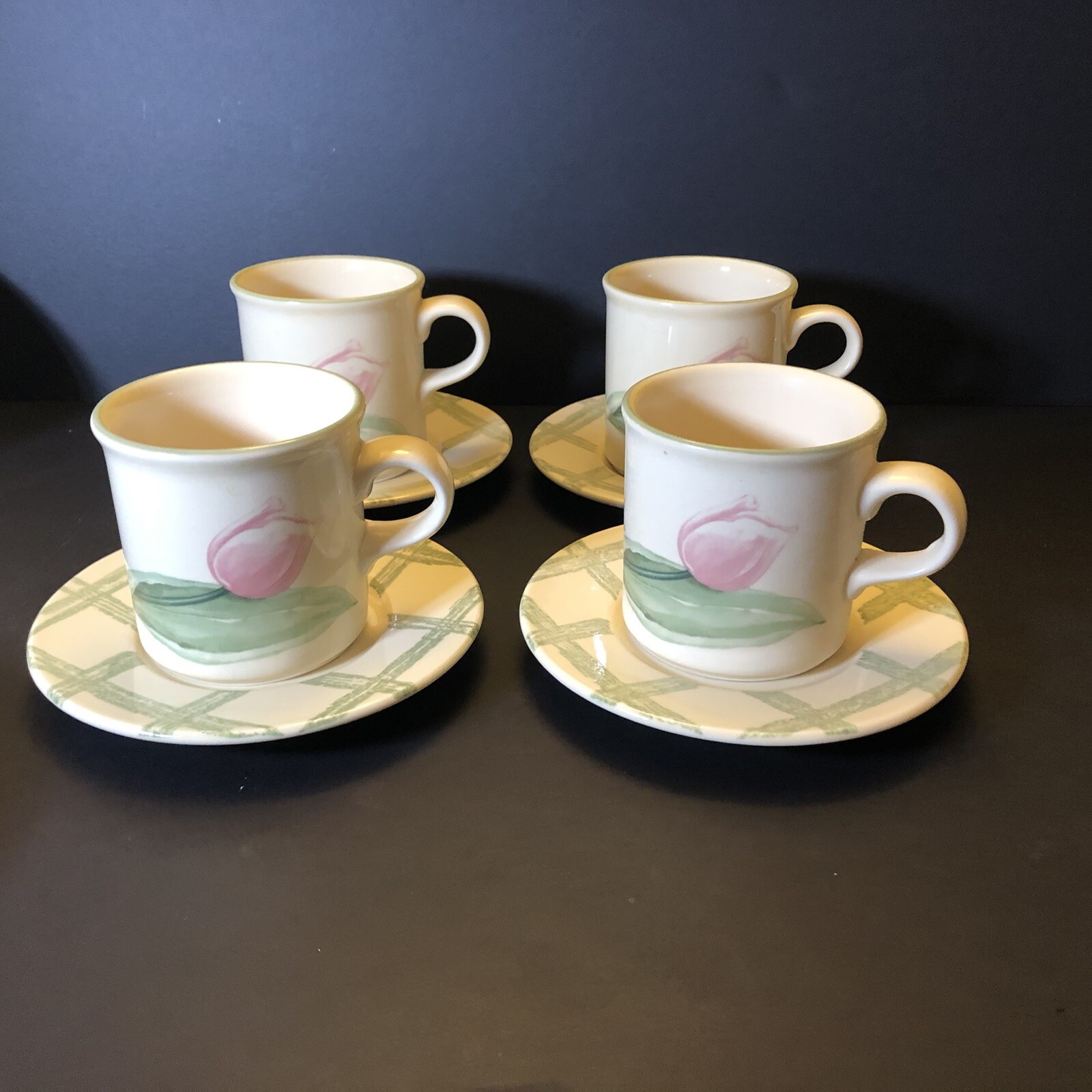 Pfaltzgraff Garden Party Impressions Flat Bottom Cup & Saucer Tulip Set (4) VTG