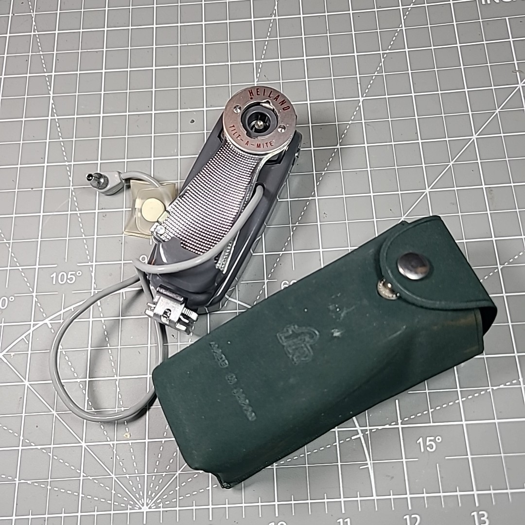 Camera Flash Heiland Tilt-a-Mite Collapsible 1960s Vintage