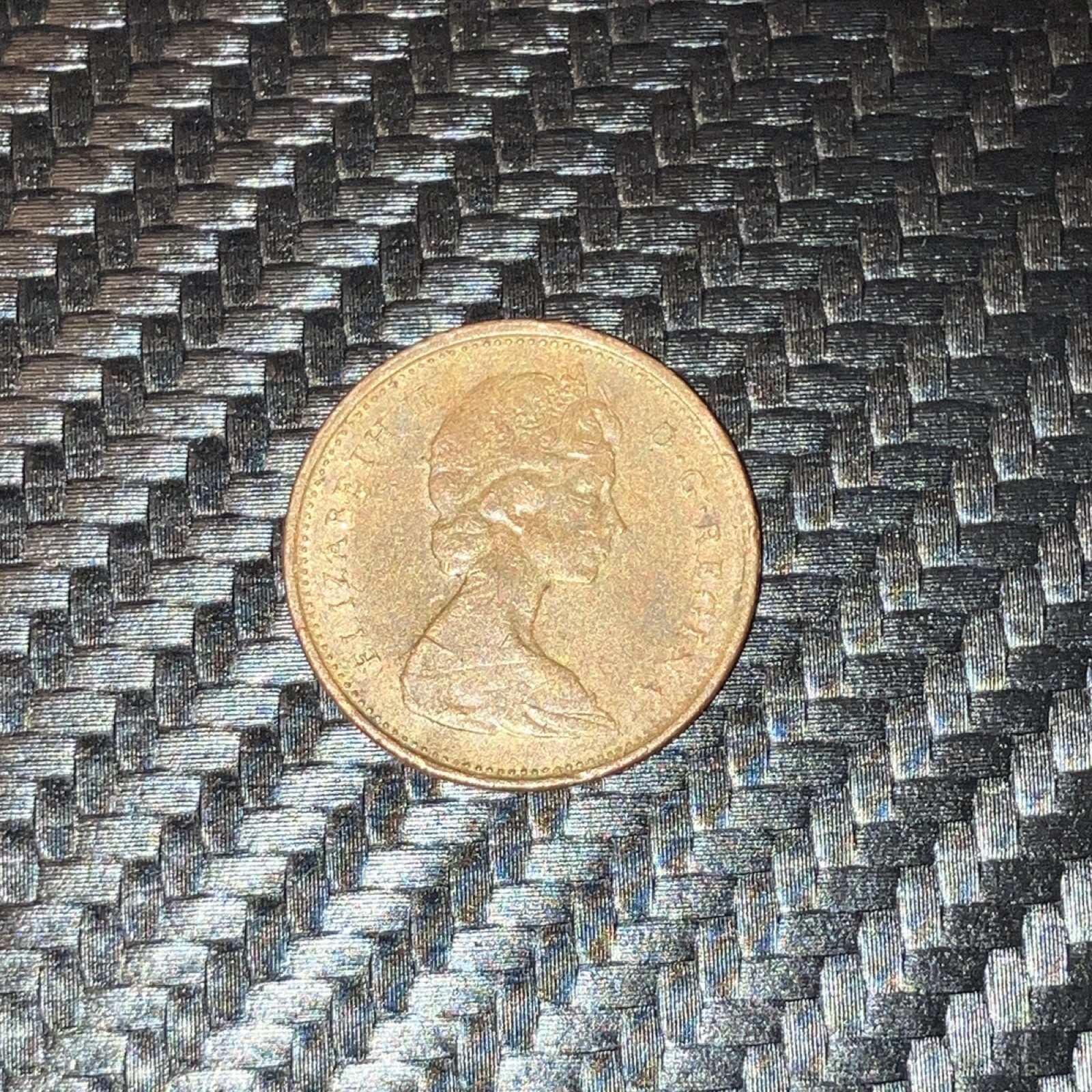 Canada 1969 1 Cent Bronze Coin Queen Elizabeth II Maple Leaf