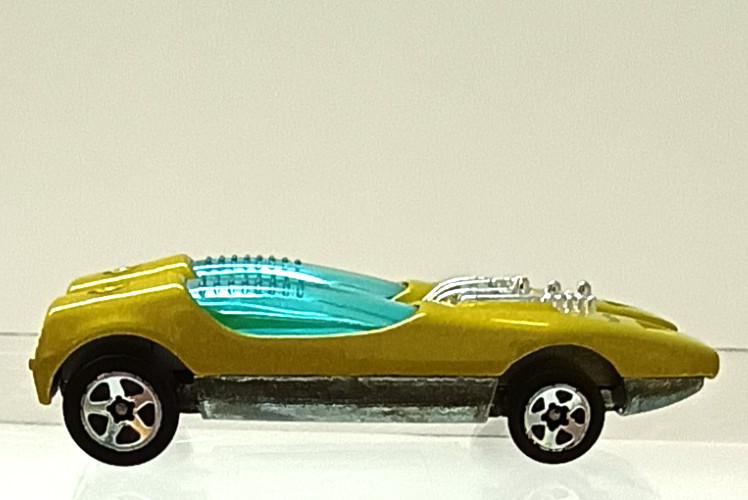 Hot Wheels 1968 Vintage SPLITTIN' IMAGE Diecast Car