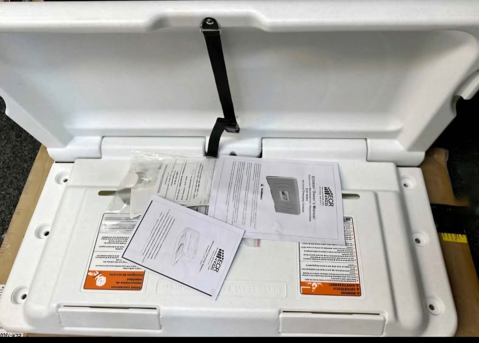 ECR4Kids ELR-18004 Wall-Mounted Baby Changing Station Horizontal Fold-Down