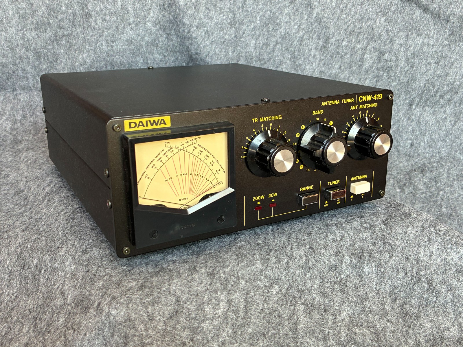Daiwa CNW-419 200W PEP WARC 1.8-30MHz 17 Bands Antenna Tuner Great condition