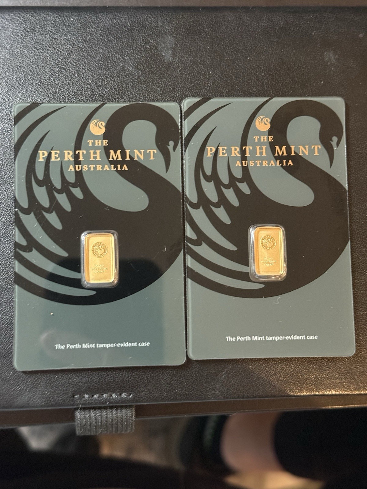 2 BEAUTIFUL THE PERTH MINT 1 Gram .9999 Fine Gold Bar in Sealed Assay Card