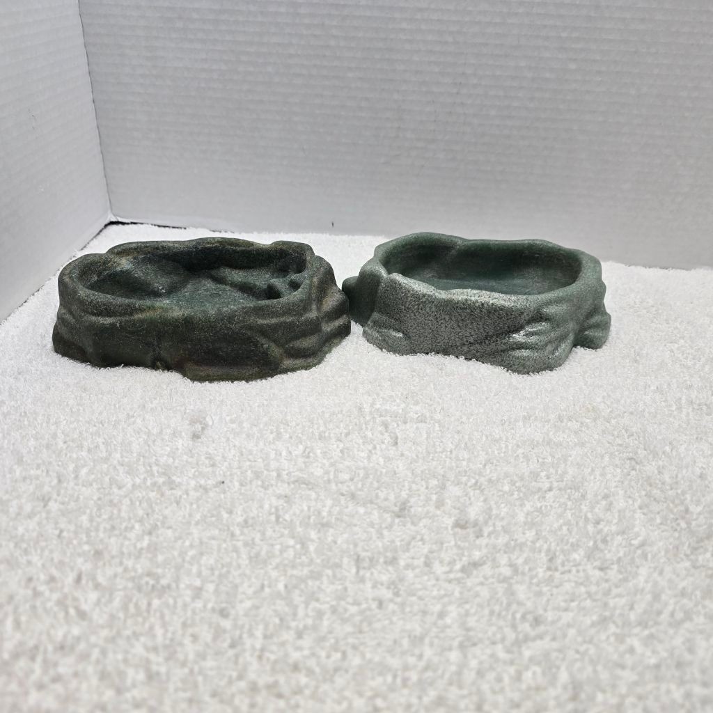 Zoo Med Reptile Habitat Water Dish One Size Dark Green Light Green