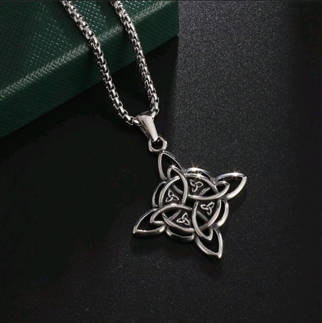 Vintage inspire irish celtic Women and men  Silver Color  Bow Knot Necklace