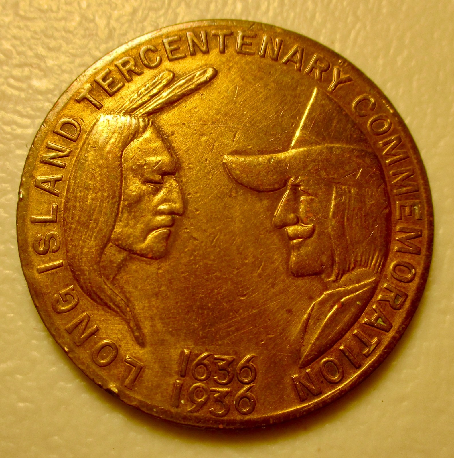 BEAUTIFUL BU RED MEDAL CELEBRATING LONG ISLAND'S 300TH BIRTHDAY--1636-1946