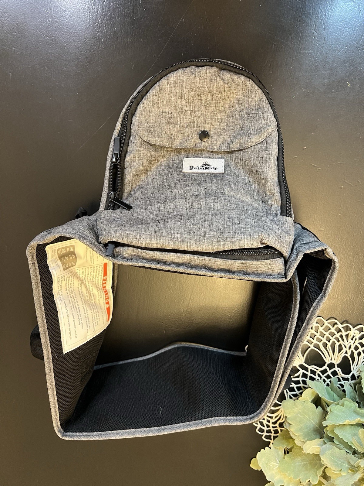 Baby Must NEW NWT Hip Seat Baby & Toddler Carrier Heathered Gray