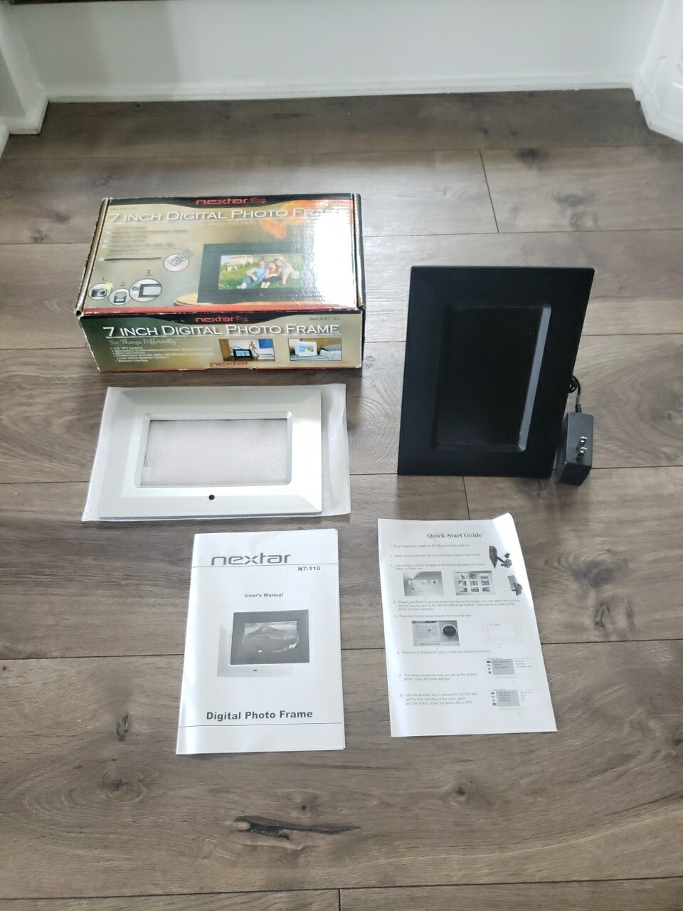 Nextar N7-110 7" Digital Picture Frame, Switching Frame Original Box *no Remote*