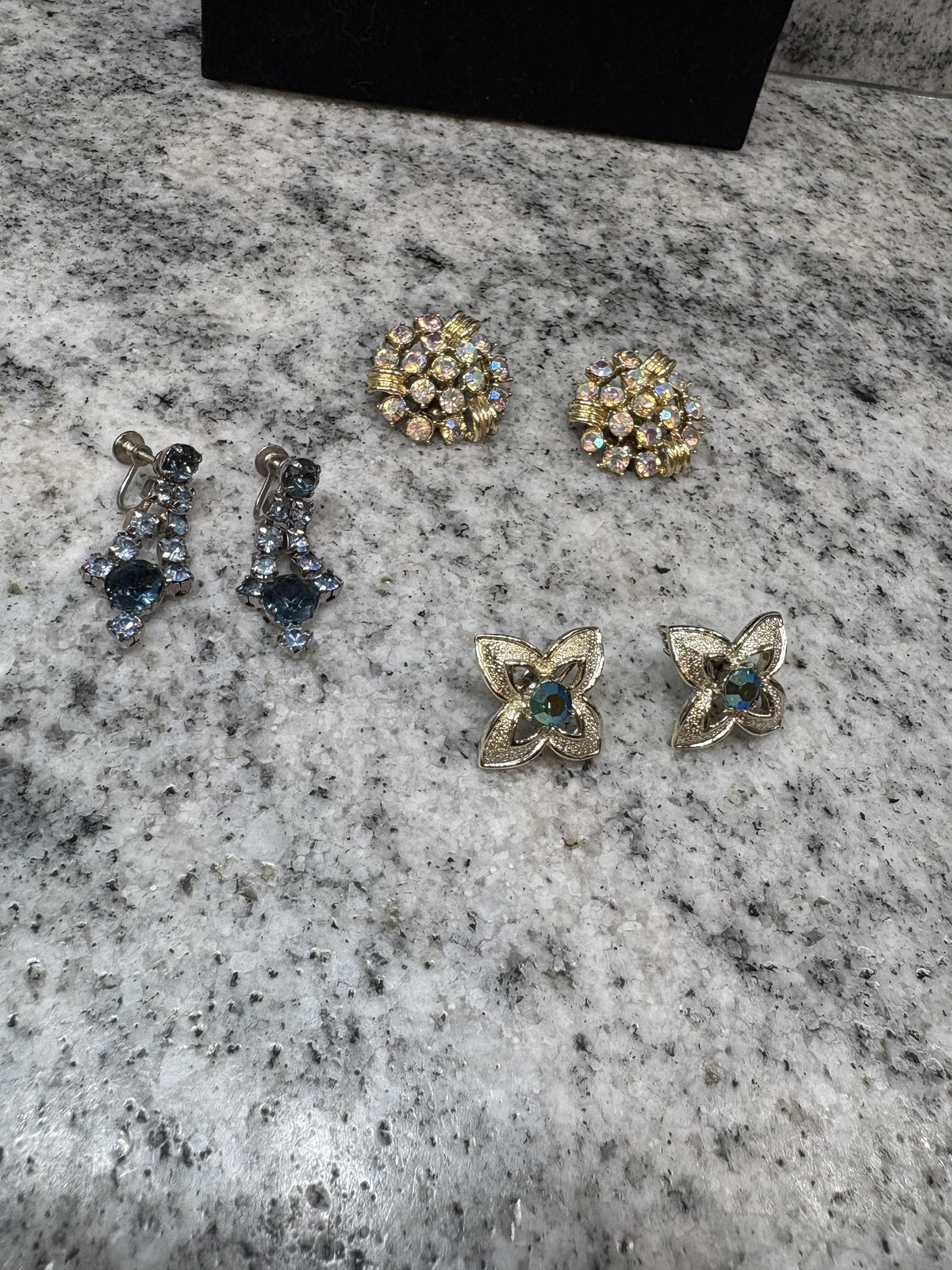 Vintage Clip On Rhinestone Earrings lot Gold Silver Aurora Borealis Stones