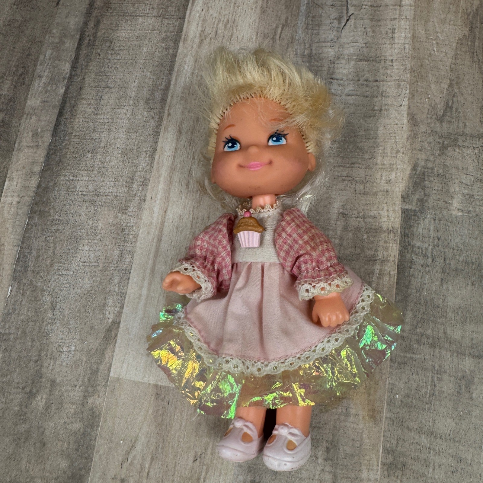 Vintage 1988 Cherry Merry Muffin Doll Series 1