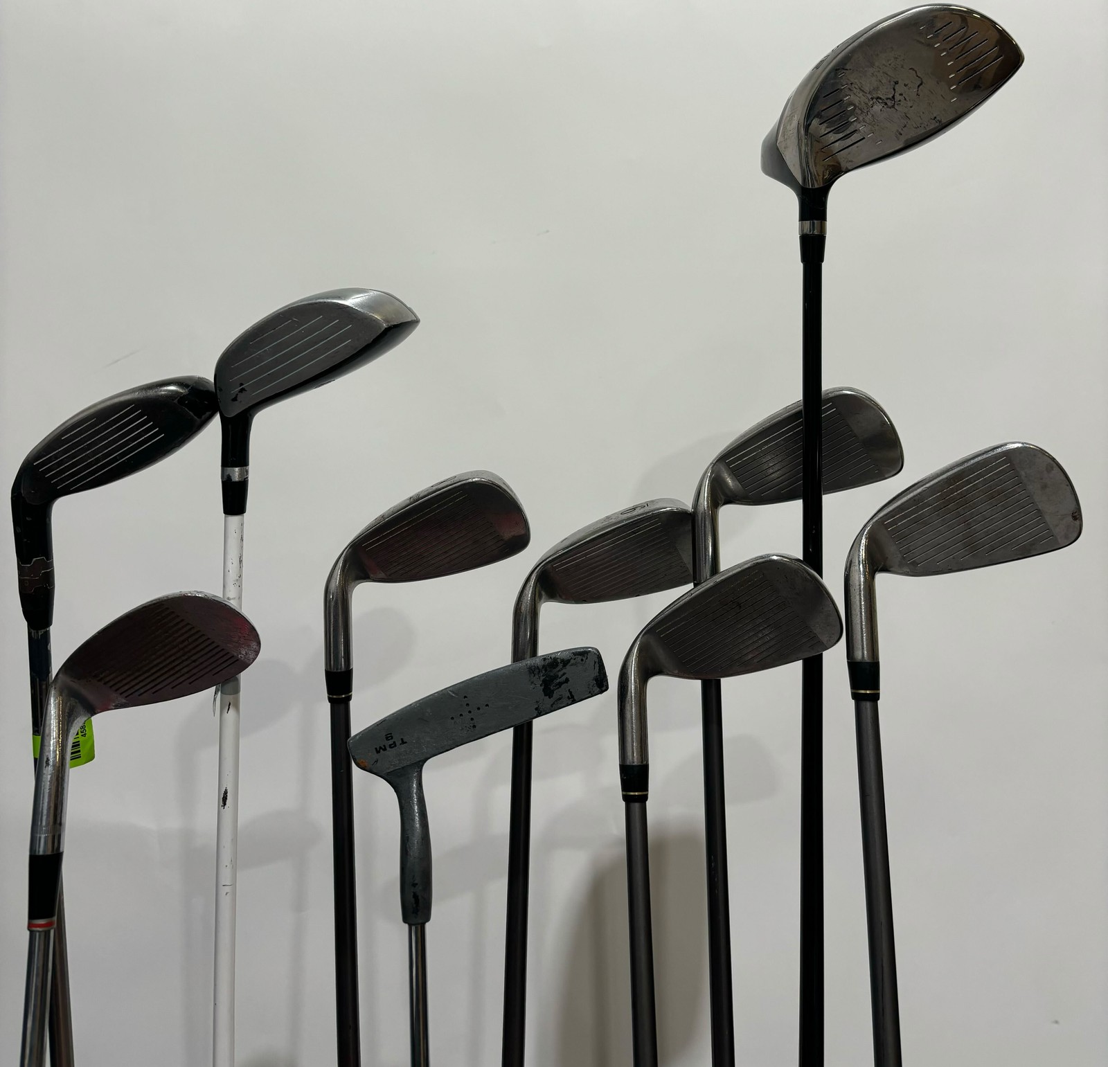 Wholesale Lot of 40 Golf Clubs - Assorted Golf Clubs